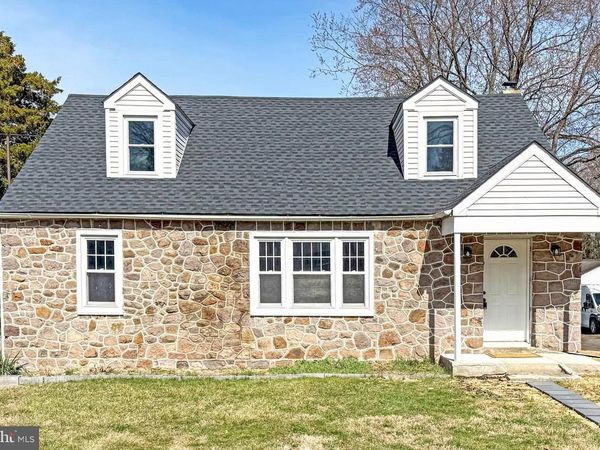 211 PEARL STREET, POTTSTOWN, PA 19465