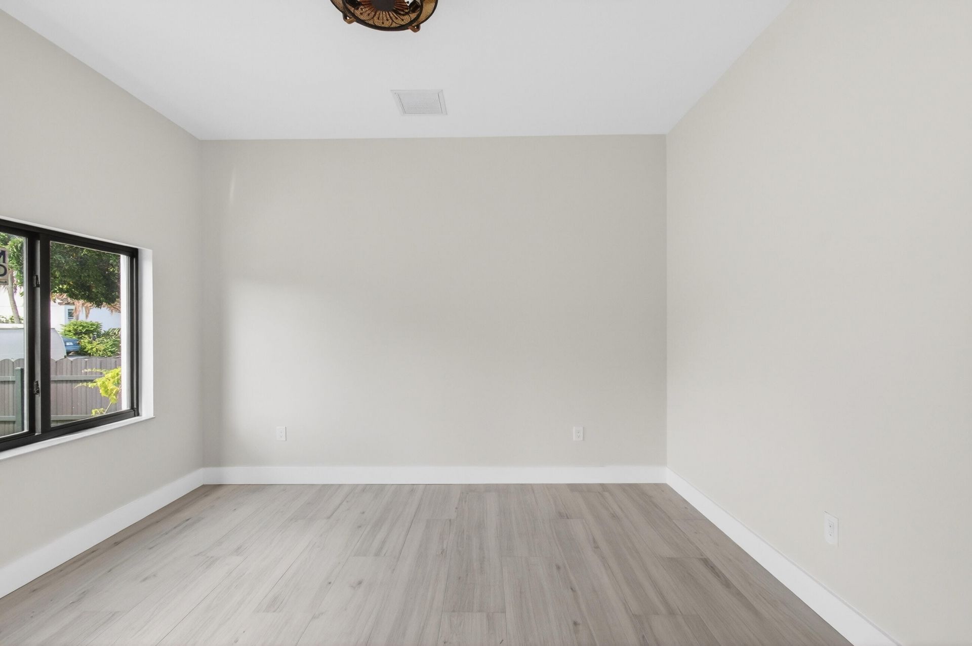 216 S C, Lake Worth Beach, FL 33460 Photo