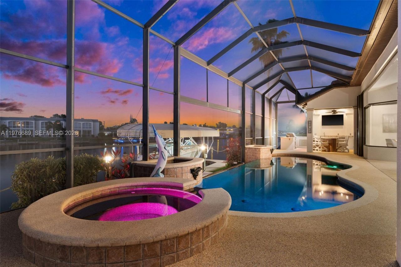 5205 Tamiami Ct, Cape Coral, FL 33904 Photo