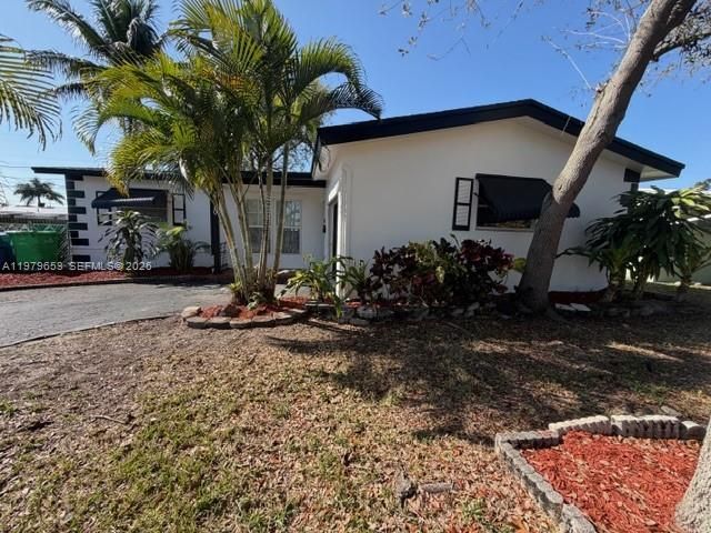 8370 NW 26th St, Sunrise, FL 33322 Photo