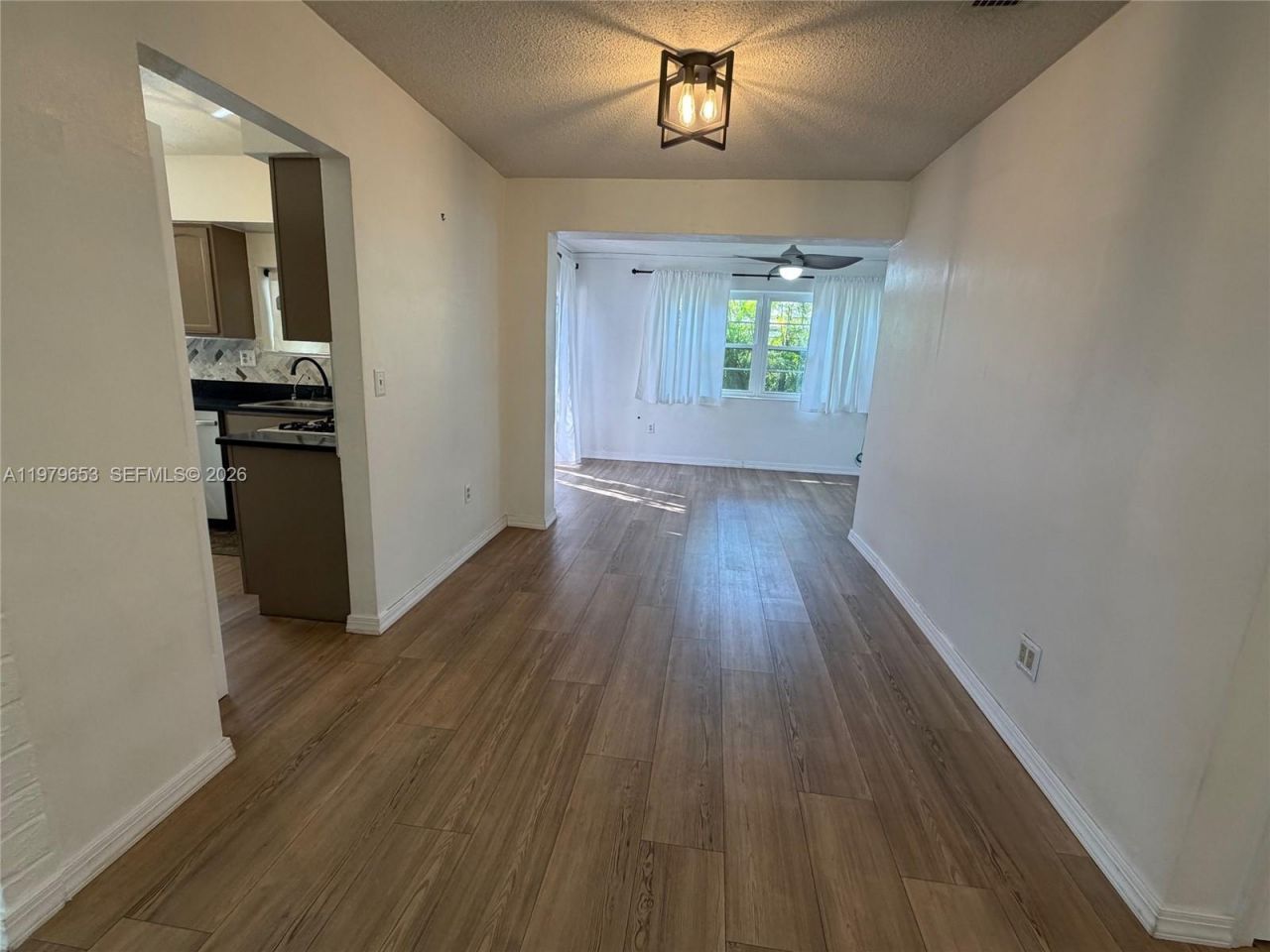 8370 NW 26th St, Sunrise, FL 33322 Photo