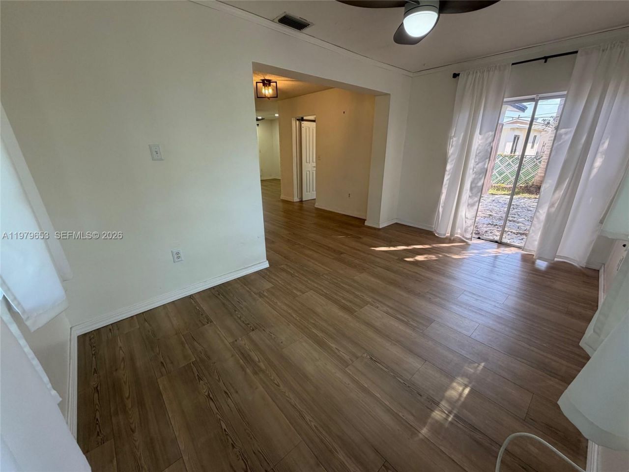 8370 NW 26th St, Sunrise, FL 33322 Photo