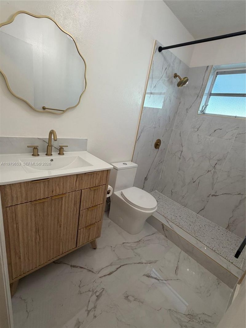 8370 NW 26th St, Sunrise, FL 33322 Photo