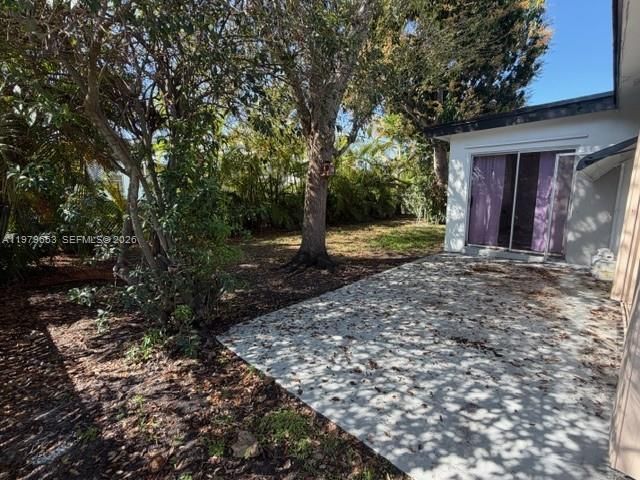 8370 NW 26th St, Sunrise, FL 33322 Photo