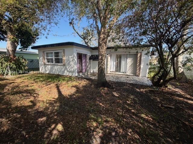 8370 NW 26th St, Sunrise, FL 33322 Photo