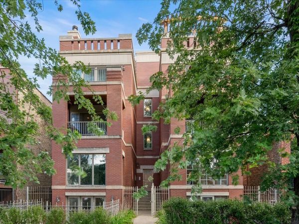 2140 W Haddon Avenue, Unit 1E, Chicago, IL 60622