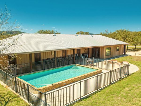 726 Tierra Linda, ConCan, TX 78838