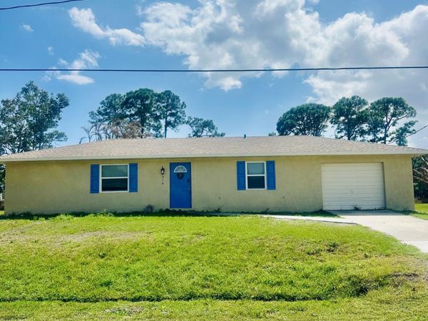 314 SE Evergreen Terrace, Port St. Lucie, FL 34983