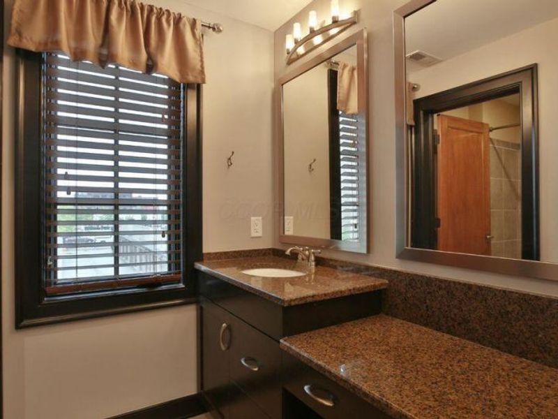 204 E Gay Street, Unit B3, Columbus, OH 43215 Photo 5