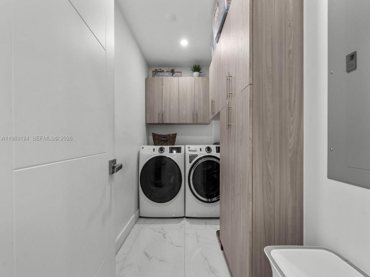 120 W 50th St , Hialeah, FL 33012 Photo