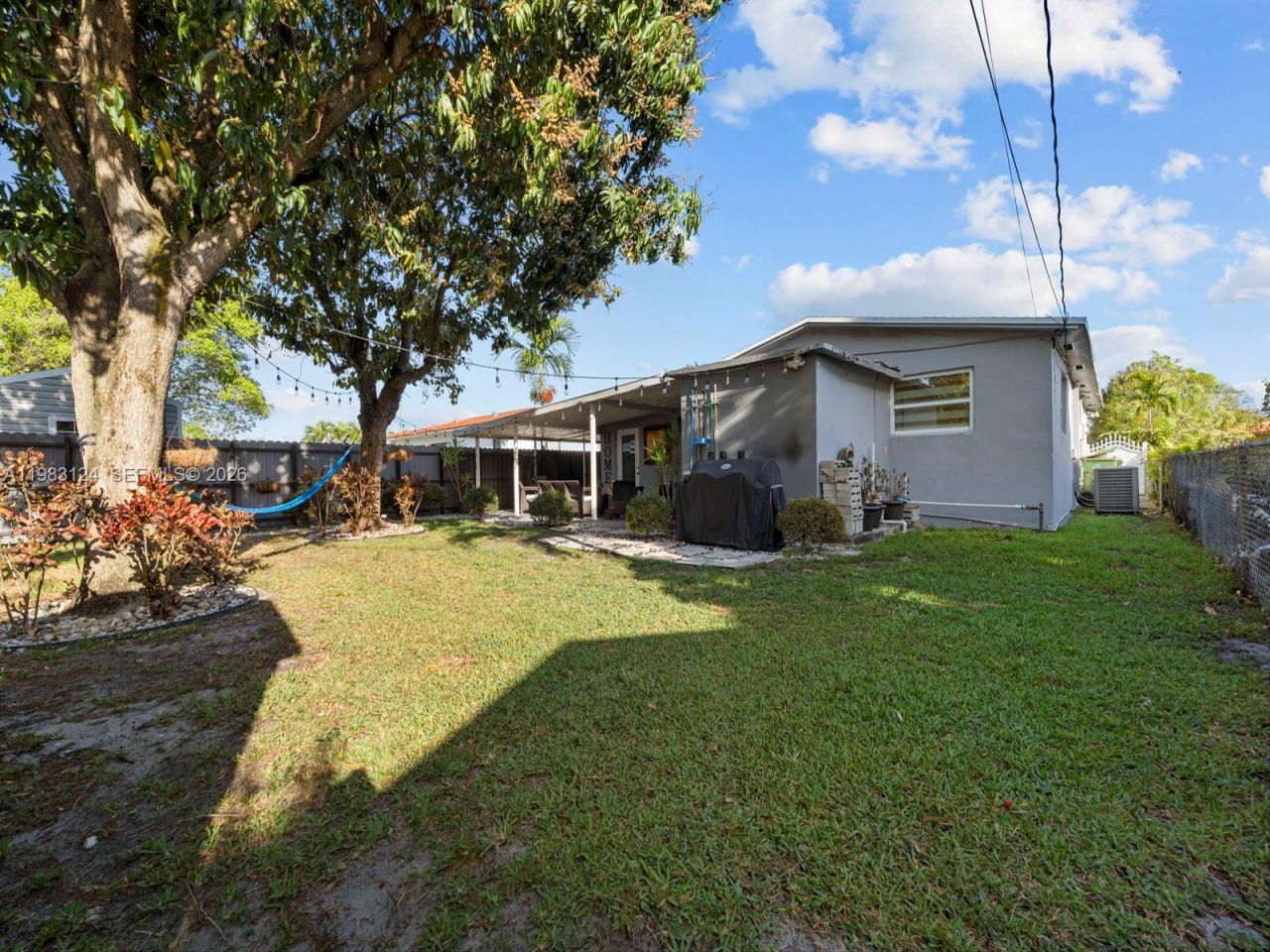 120 W 50th St , Hialeah, FL 33012 Photo