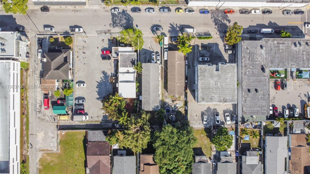 1542 NW 35th St, Miami, FL 33142 Photo