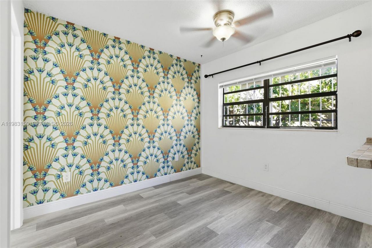 1542 NW 35th St, Miami, FL 33142 Photo