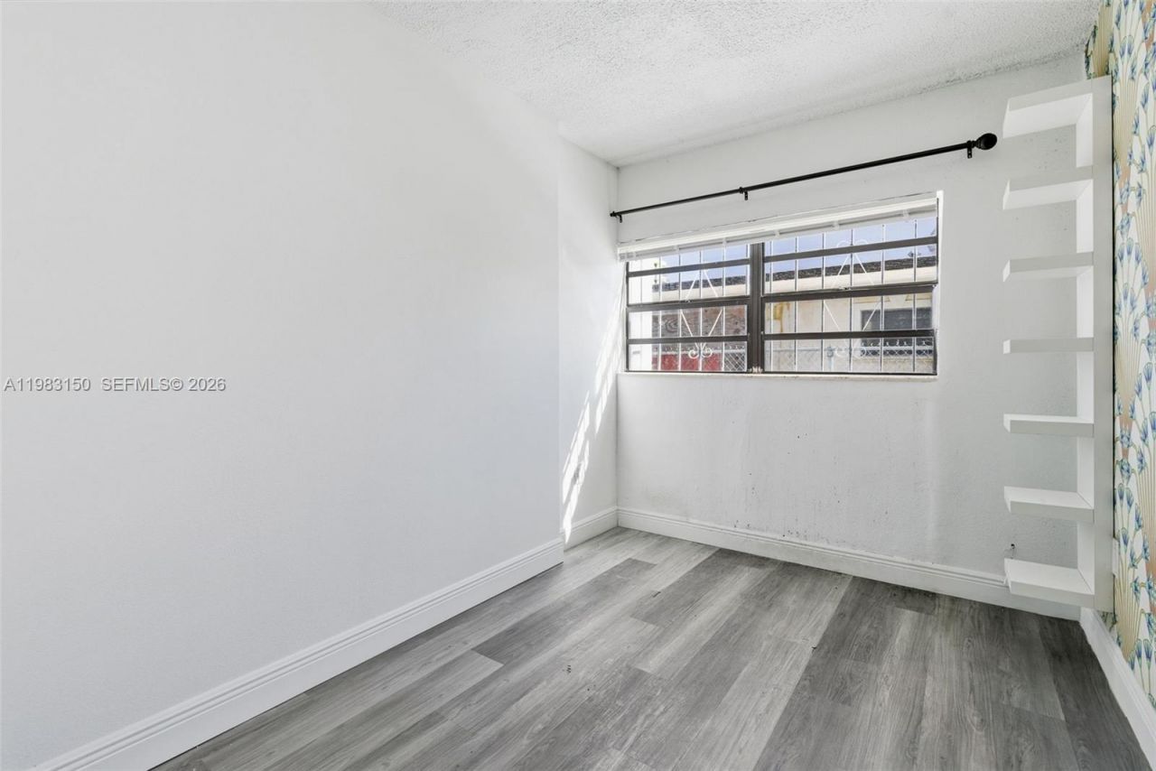 1542 NW 35th St, Miami, FL 33142 Photo