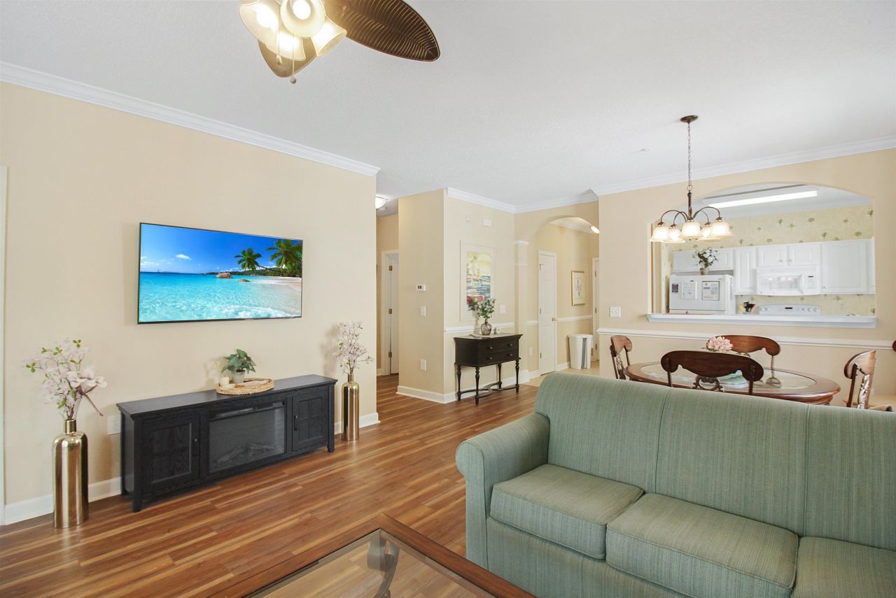 6015 Catalina Dr. Photo 8