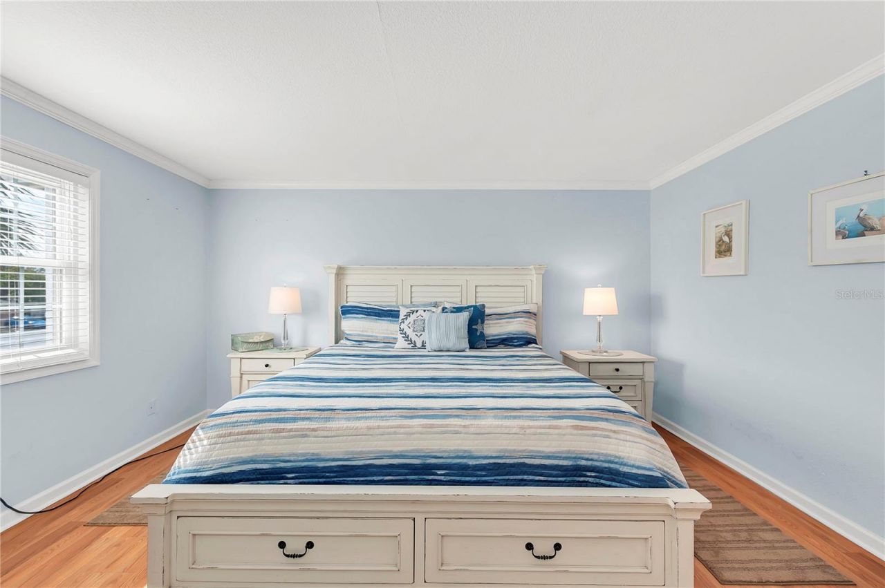 237 Seahorse Drive Se, Unit H, Saint Petersburg, FL 33705 Photo