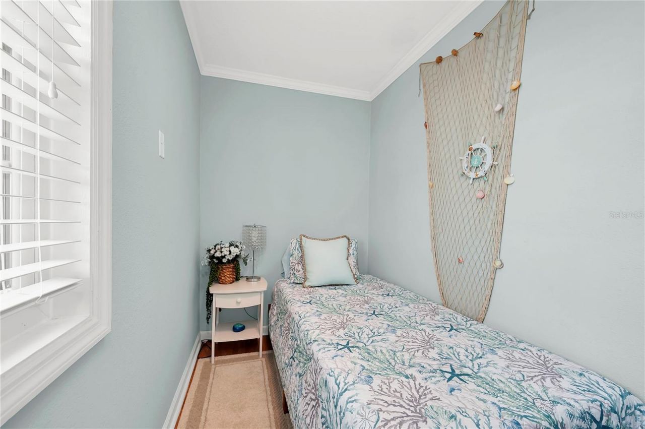 237 Seahorse Drive Se, Unit H, Saint Petersburg, FL 33705 Photo