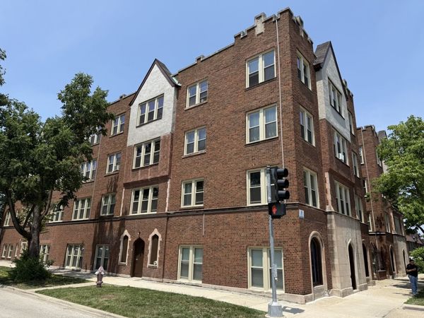 3150 Harlem Avenue , Unit 1H, Riverside, IL 60546