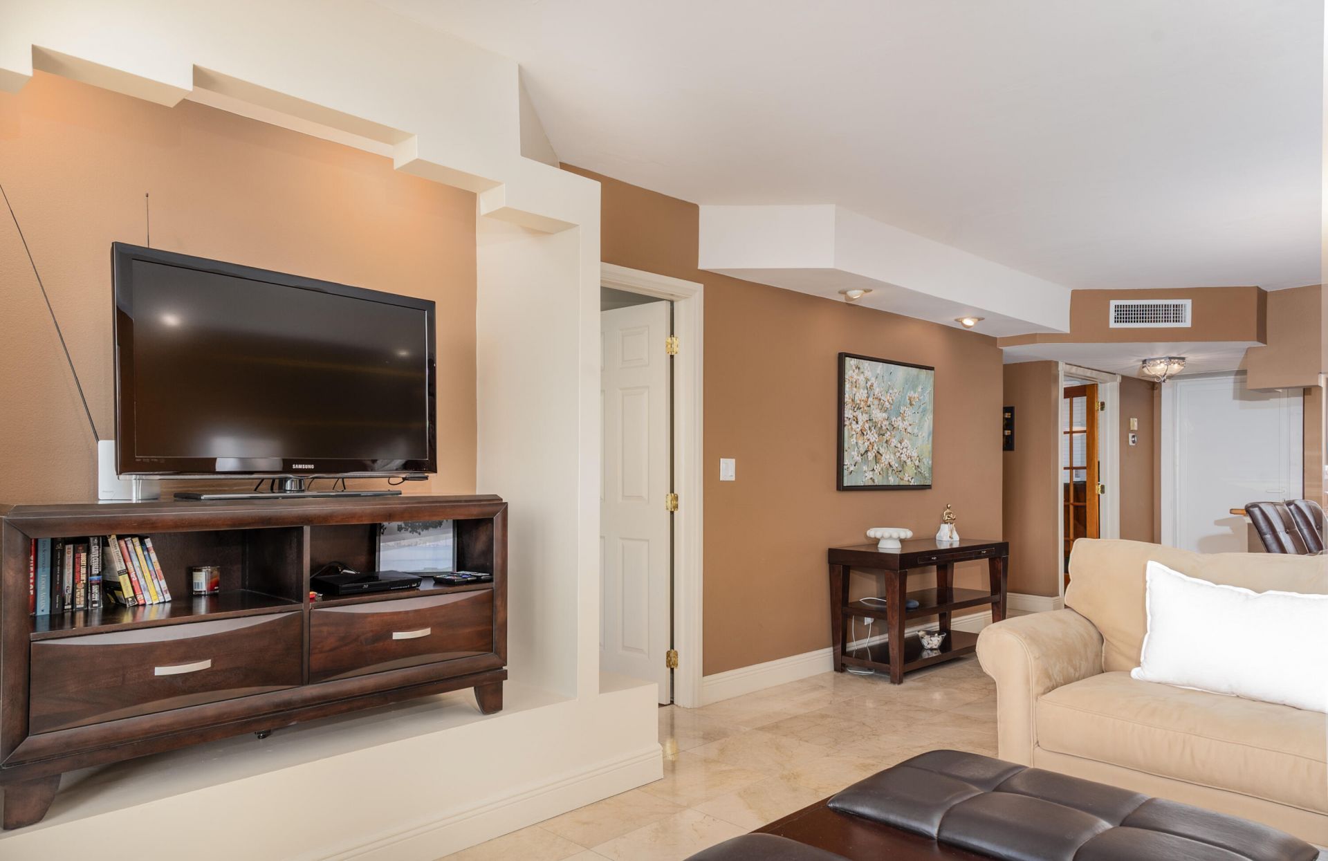 521 N Riverside Drive, Unit 208, Pompano Beach, FL 33062 Photo