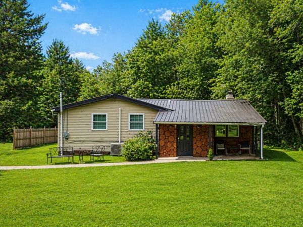 9 Brophy Road, Hurleyville, NY 12747