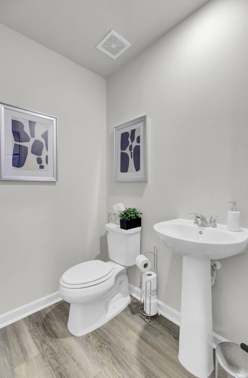 7052 Windham Way Photo 17