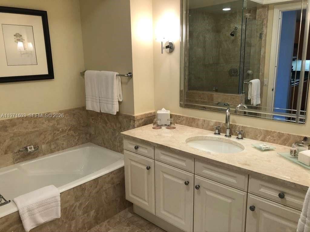 1435 Brickell Ave , Unit 3505, Miami, FL 33131 Photo