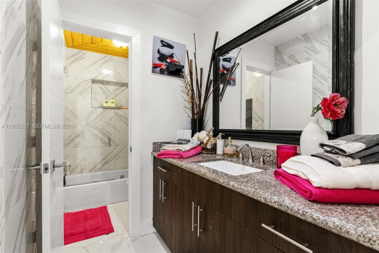 12721 SW 47th St , Miami, FL 33175 Photo