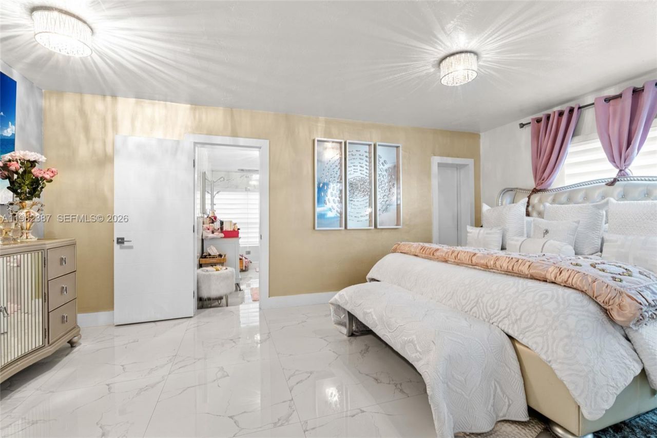 12721 SW 47th St , Miami, FL 33175 Photo