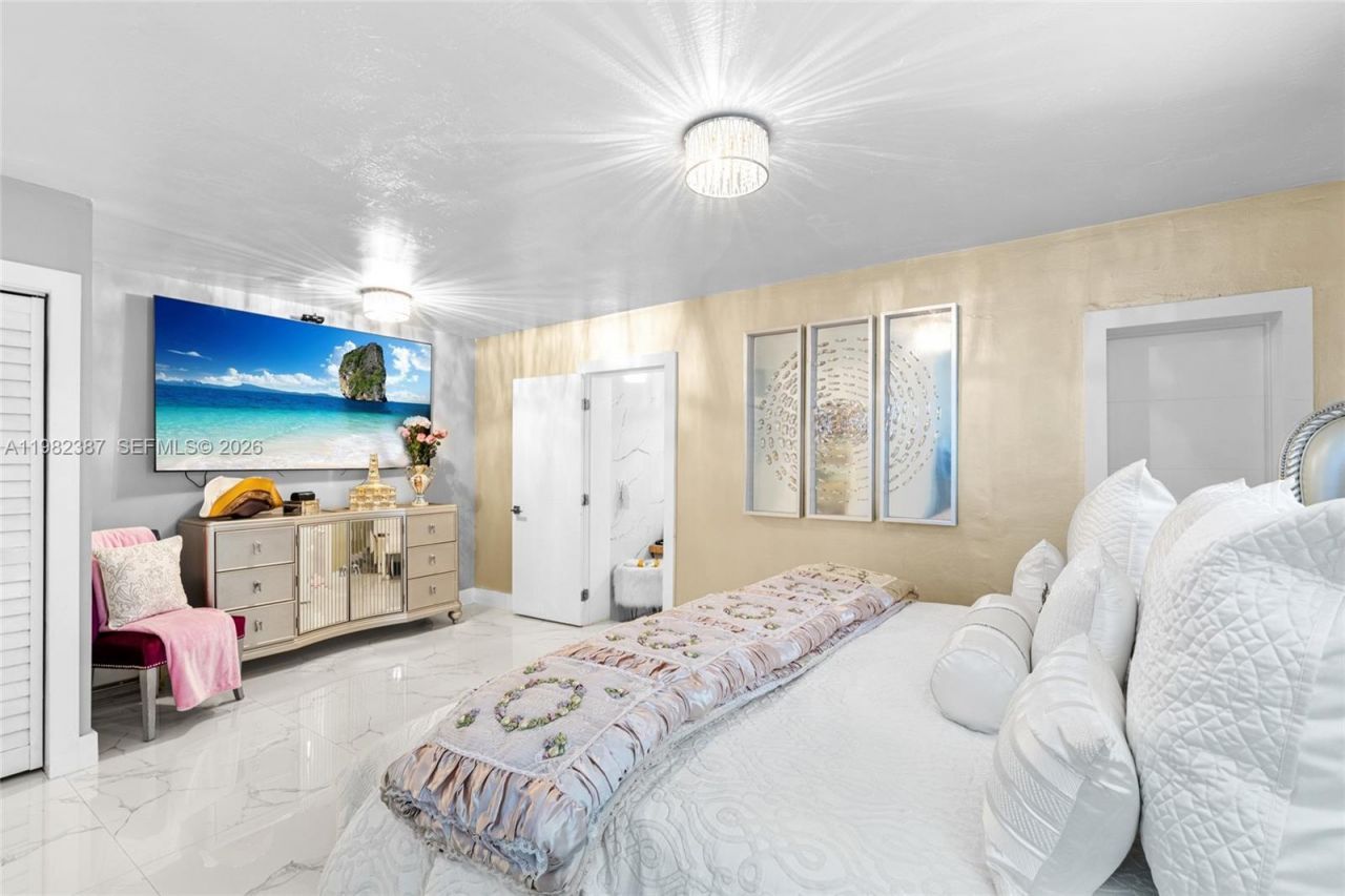 12721 SW 47th St , Miami, FL 33175 Photo