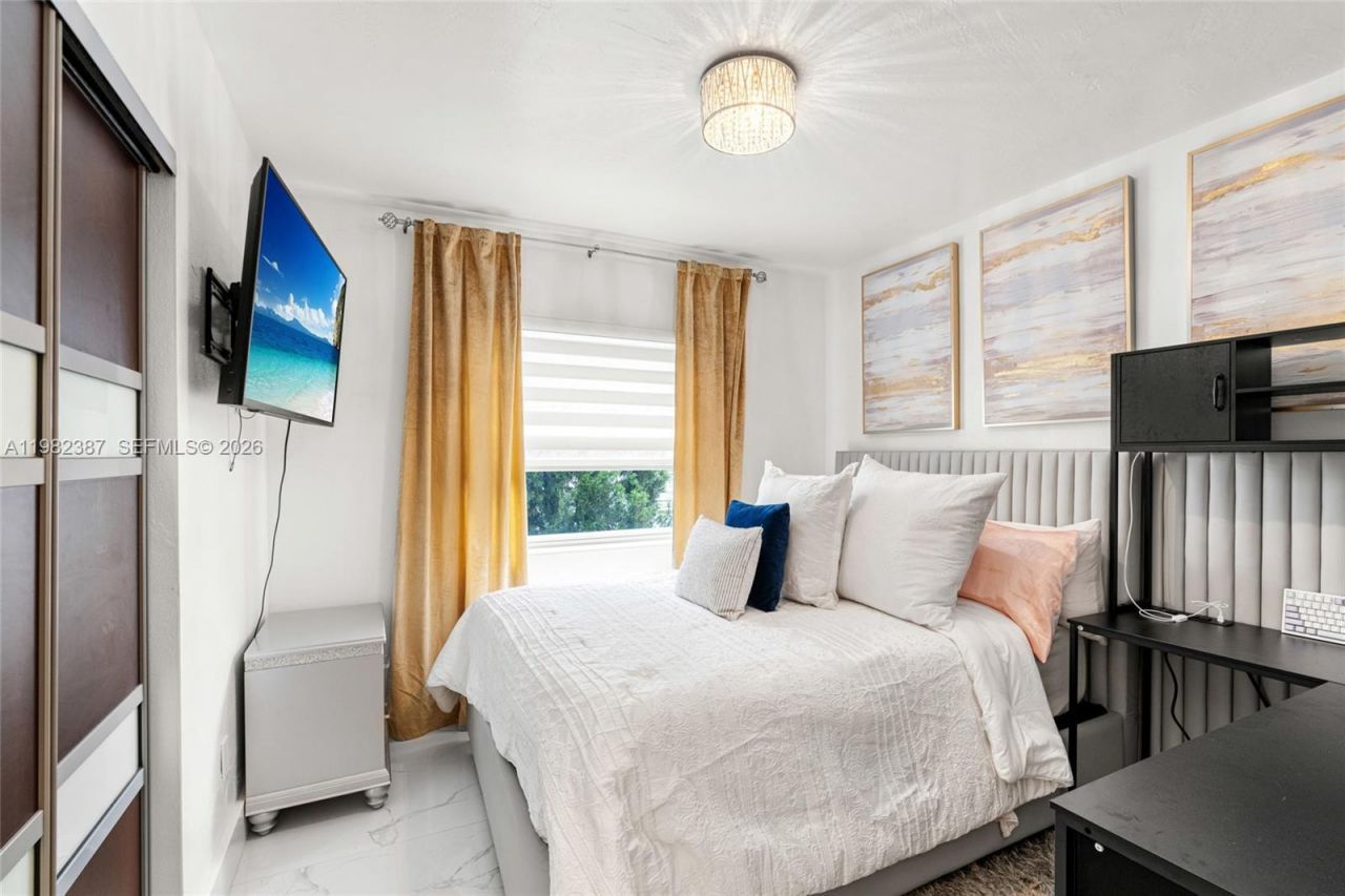 12721 SW 47th St , Miami, FL 33175 Photo