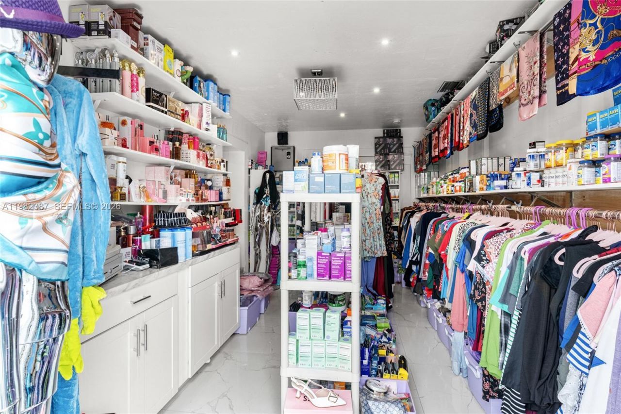 12721 SW 47th St , Miami, FL 33175 Photo