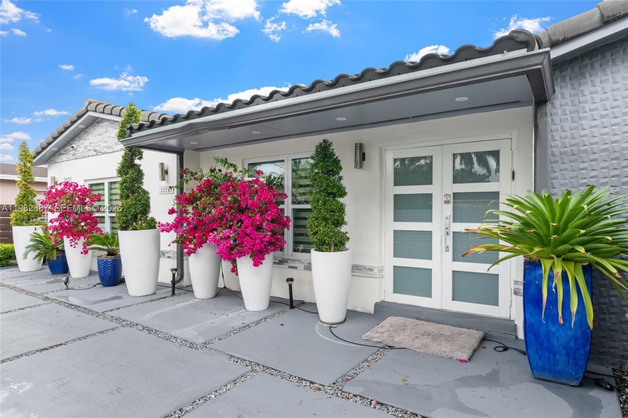 12721 SW 47th St , Miami, FL 33175 Photo