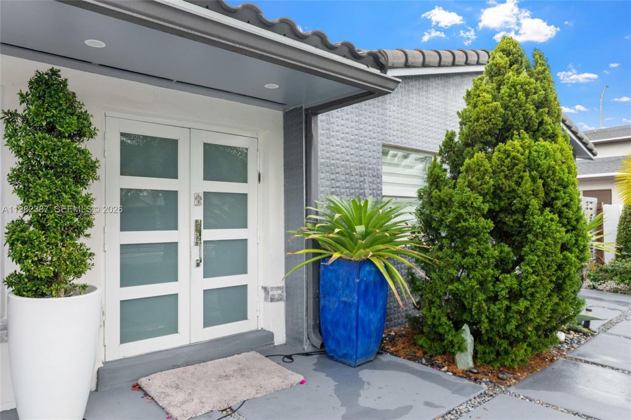 12721 SW 47th St , Miami, FL 33175 Photo