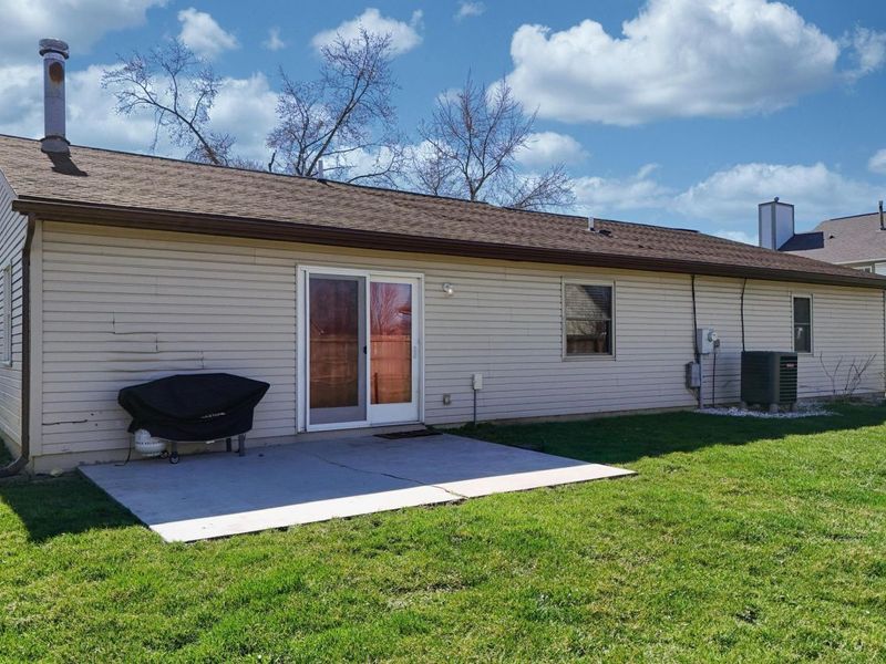 1031 Meadowrun Road, Englewood, OH 45322 Photo 29