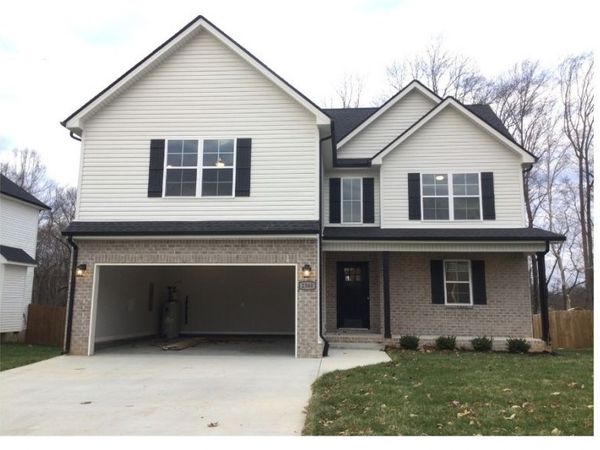 2360 Colston Dr , Clarksville, TN 37042