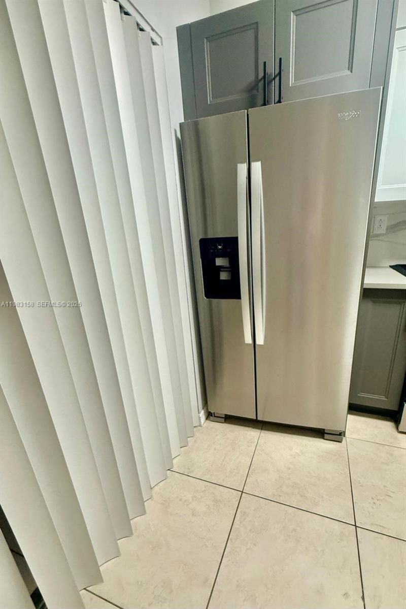 1340 W 41st St, Unit 205, Hialeah, FL 33012 Photo