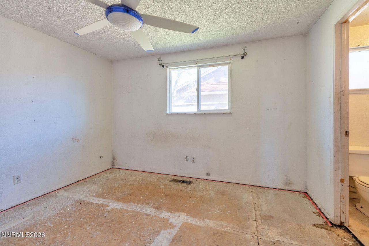 1316 Continental Drive, Carson City, NV 89701 Photo