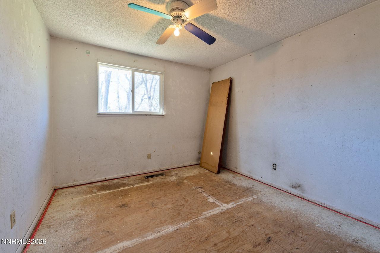 1316 Continental Drive, Carson City, NV 89701 Photo