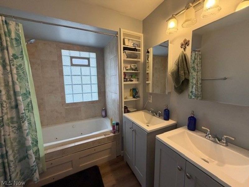 35180 Solon Road, Solon, OH 44139 Photo 18