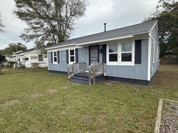 43 Druid Dr, Pensacola, FL 32507