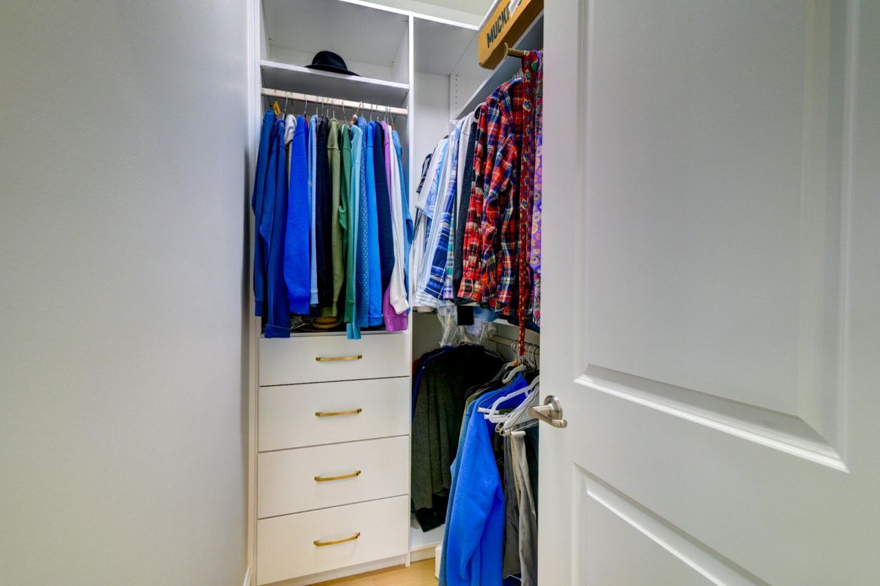 251 Stone Gate Lane Photo 29