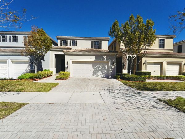 671 NE 191st Terrace, Miami, FL 33179