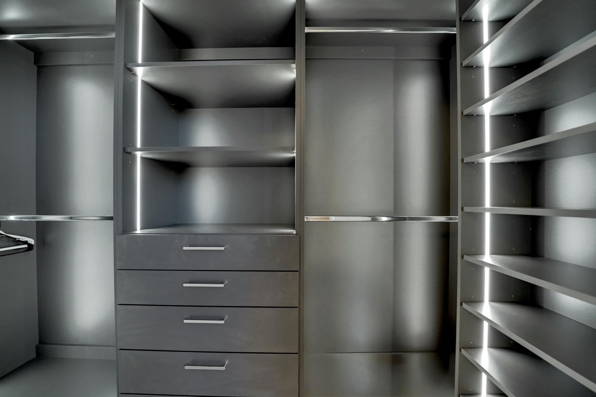 671 NE 191st Terrace, Miami, FL 33179 Photo