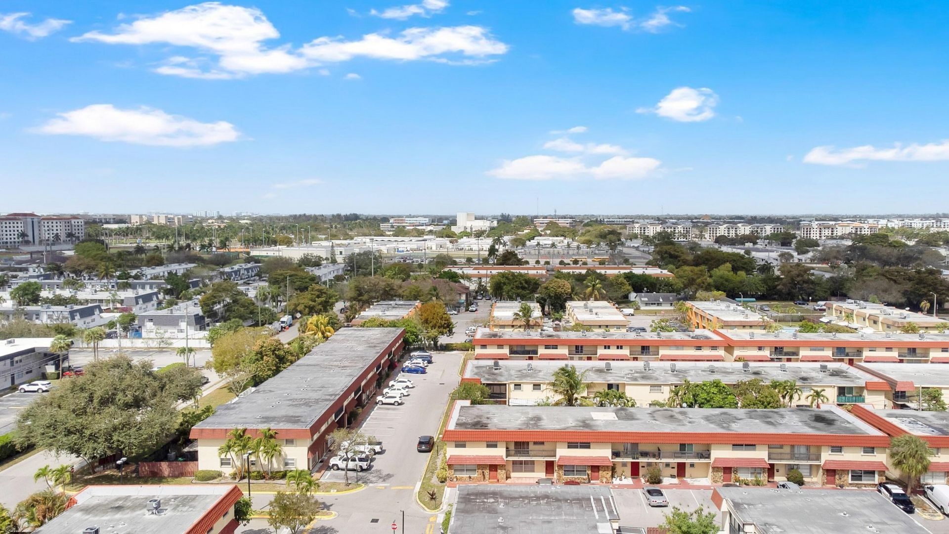 6679 SW 41st Court, Unit 1, Davie, FL 33314 Photo