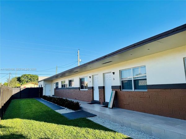 609 NW 2nd Ave , Unit 1, Hallandale Beach, FL 33009