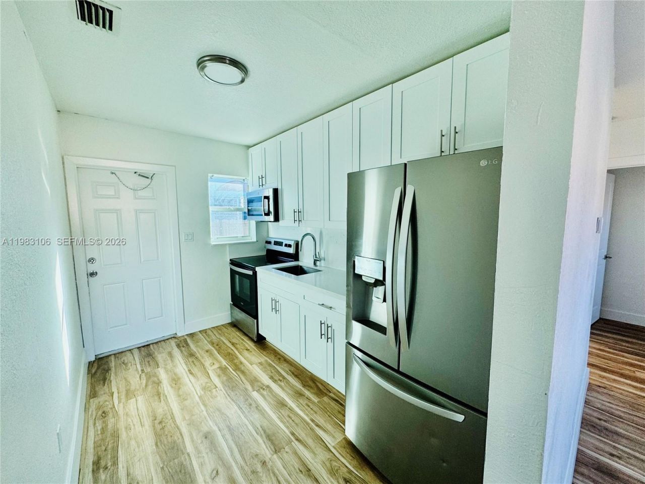 609 NW 2nd Ave , Unit 1, Hallandale Beach, FL 33009 Photo