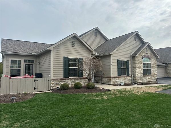 7050 Creekside Circle, Mad River Township, OH 45324