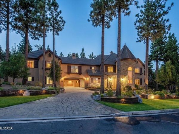 6130 Lake Geneva Drive, Reno, NV 89511