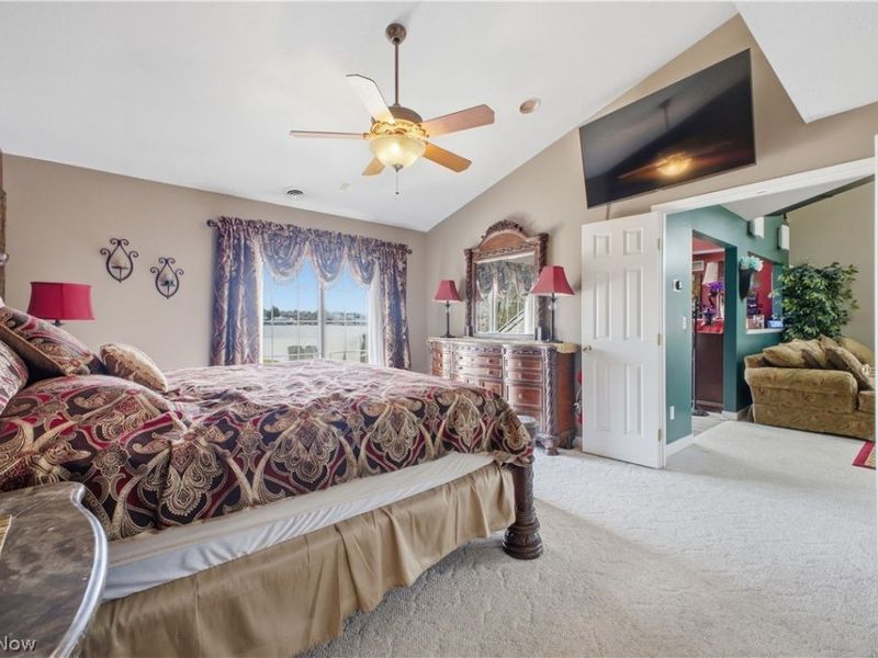 424 N Bayshore Drive, Unit 3, Columbiana, OH 44408 Photo 16