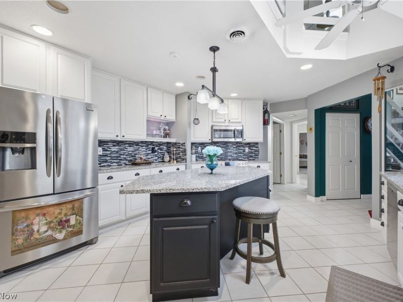 424 N Bayshore Drive, Unit 3, Columbiana, OH 44408 Photo 22